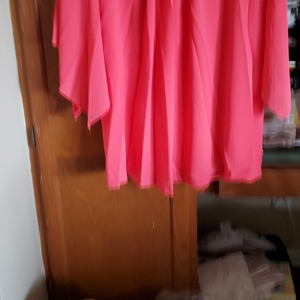 Top - Picture 2 of 5